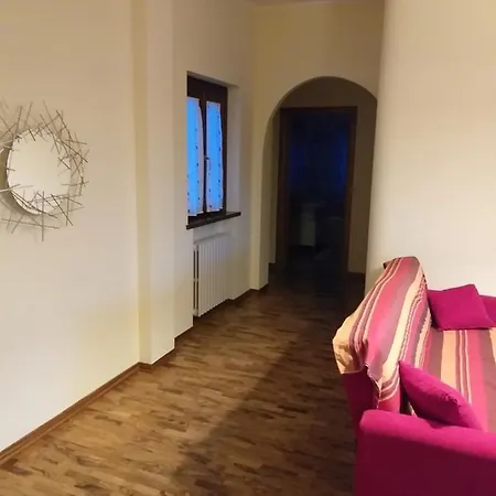 Lucia House Lägenhet *